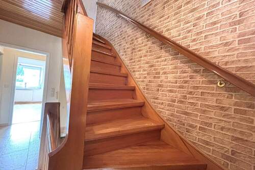 Treppe ins Dachgeschoss - 