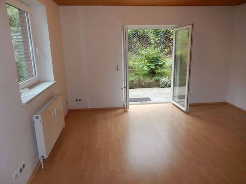 Wohnzimmer-Terrasse 7461.JPG - 