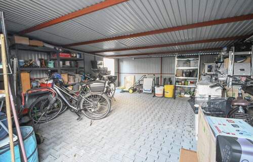 Garage - 