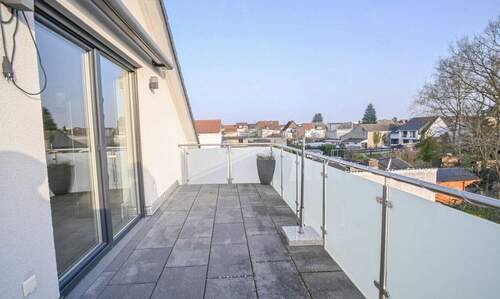 Balkon - 3 Zimmer Etagenwohnung zum Kaufen in Groß-Zimmern