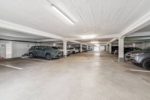 Moderner Garagenstellplatz - 