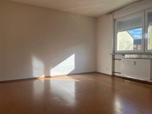 1. Kinderzimmer / Arbeitszimmer - 