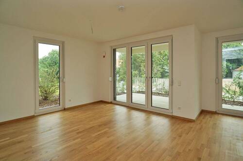 Wohnen - 5 Zimmer Etagenwohnung in Dresden