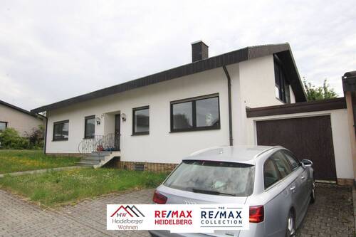 Hausansicht - Tolles repräsentatives freistehendes Einfamilienhaus 6,5 Zimmer 214qm Wohnfläche 620qm Grundstück