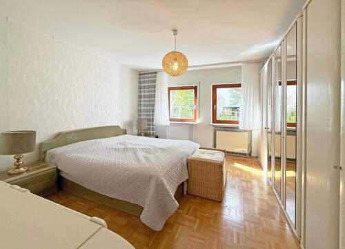 Schlafzimmer - 3 Zimmer Etagenwohnung in Staufenberg