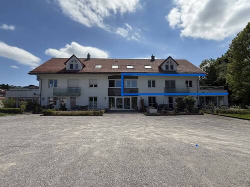 Hausansicht1.jpg - Terrassenwohnung zum Kaufen in Grabenstätt