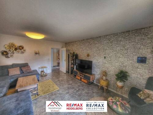 Wohnzimmer - 4 Zimmer Etagenwohnung zum Kaufen in Brühl