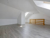 Dachboden b - 