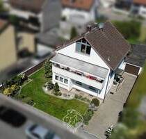 Grosszügiges Haus mit schönem Garten und zentraler Lage in Sennfeld!