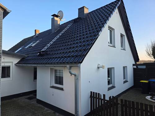 Doppelhaushälfte - Doppelhaushälfte + Mehrfamilienhaus in 42549 Velbert
