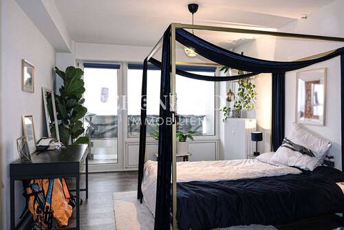 Zimmer 2 - 