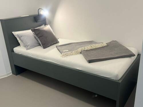 Schlafzimmer - 1 Zimmer Etagenwohnung in Oldenburg (Oldenburg)