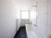 Badezimmer - Etagenwohnung in Düsseldorf zum Kaufen