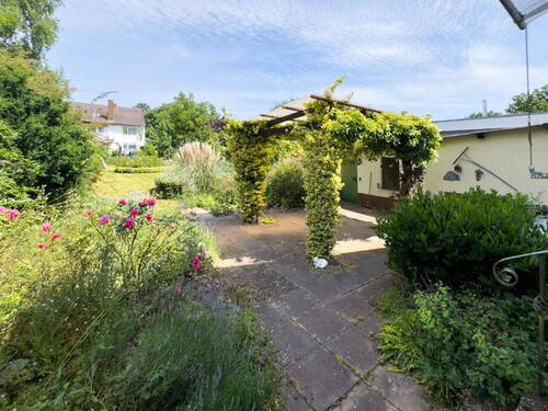 Gartenterrasse - 6 Zimmer Einfamilienhaus zum Kaufen in Wittlich