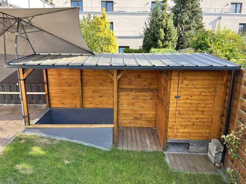 Unterstand und Schuppen - 