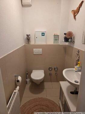 Gäste-WC - 3 Zimmer Etagenwohnung in Buxtehude