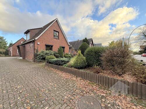 Grundstück mit Altbestand - Grundstück zum Kaufen in Norderstedt