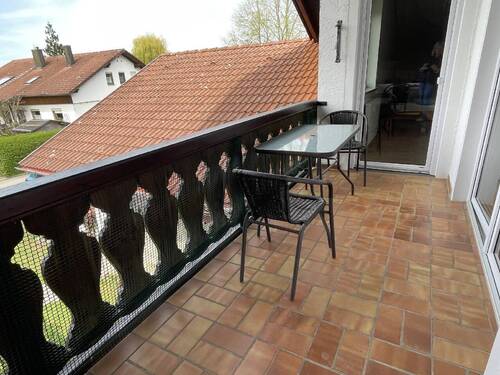 Der Balkon - Etagenwohnung mit 113,00 m&sup2; in Fuchstal zum Kaufen