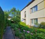Hauseingang mit Vorgarten - Mehrfamilienhaus, Wohnhaus mit 180,00 m² in Mainz zum Kaufen