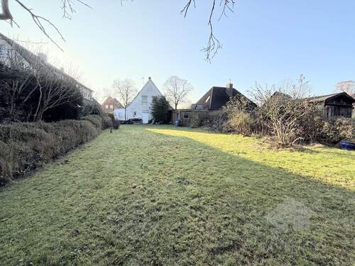 Ansicht von der hinteren Grundstücksgrenze - 