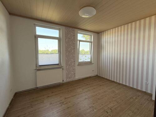 Haupthaus Wohnung 1 Erdgeschoss - Kind - 