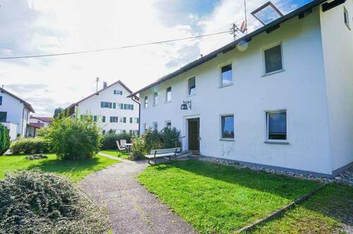 Außenansicht Ost - Etagenwohnung mit 80,00 m² in Fuchstal / Asch zum Kaufen