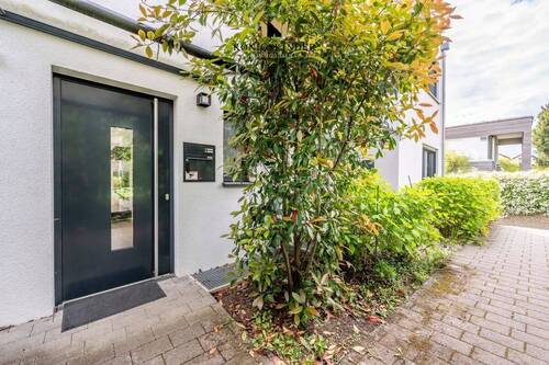 Aussenansicht - 5 Zimmer Doppelhaushälfte in Stuttgart