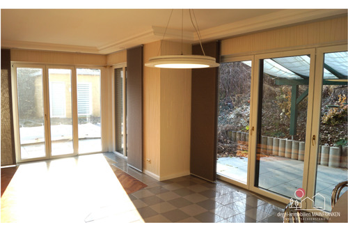 Großzügiger offener Wohn- und Essbereich - 