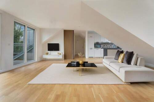 Wohnzimmer - Traumhaftes Dachgeschoß mit Loftfeeling - ab 0,6% finanzieren!