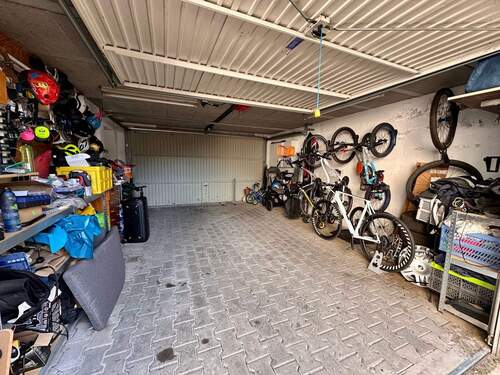 Garage - 