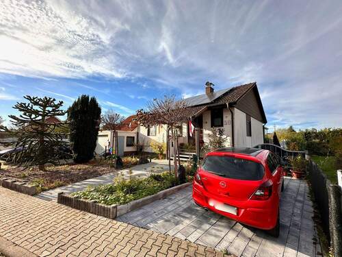 Straßenansicht - Bungalow mit Wintergarten in Biblis-Nordheim