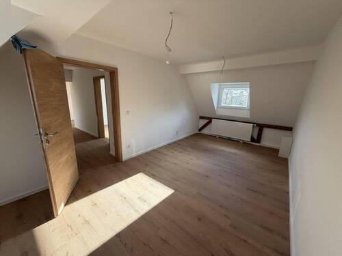 Wohnzimmer - 5 Zimmer Etagenwohnung zur Miete in Nürnberg