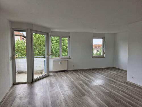 Wohnzimmer - 2-Raumwohnung über den Dächern von Leipzig