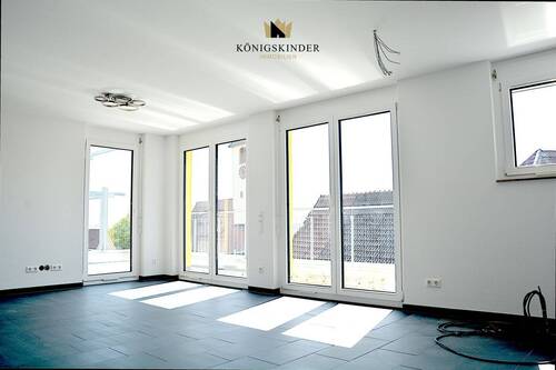 Bestand_Brühlstraße_ Wohnbereich - 3 Zimmer Etagenwohnung in Nürtingen / Neckarhausen