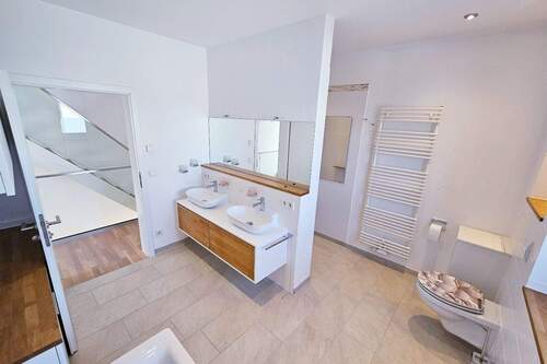 Impression Badezimmer - 5 Zimmer Doppelhaushälfte in Markt Indersdorf