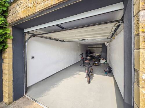 Garage - 