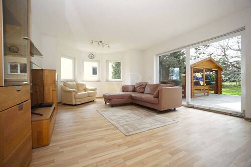 Wohnen - 8 Zimmer Einfamilienhaus in Fulda