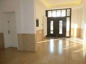 Hauseingangsbereich - 4 Zimmer Etagenwohnung zur Miete in Berlin