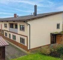 Großzügiges Wohnhaus mit Einliegerwohnung und viel Potenzial - Ideal für Handwerker und Investoren - Schwebenried