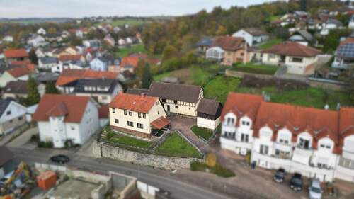 Haus Frontansicht Lage - 5 Zimmer Einfamilienhaus zum Kaufen in Sinsheim / Steinsfurt