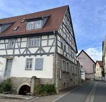 Charmantes Mehrfamiliendoppelhaus mit Geschichte in Grünsfeld - Steuervorteile durch Denkmalschutz & voll vermietet