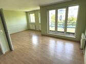 Wohnzimmer - 3 Zimmer Etagenwohnung in Karlsruhe