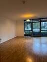 Nochmals Wohnzimmer.jpg - Ganz nah der Müggelspree -bezugsfreie, helle 2-Zi-Whg mit Terrasse im EG, 74 m²