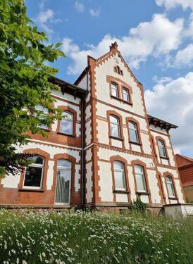 Straßenansicht - 2 Zimmer Mehrfamilienhaus, Wohnhaus in Eschwege
