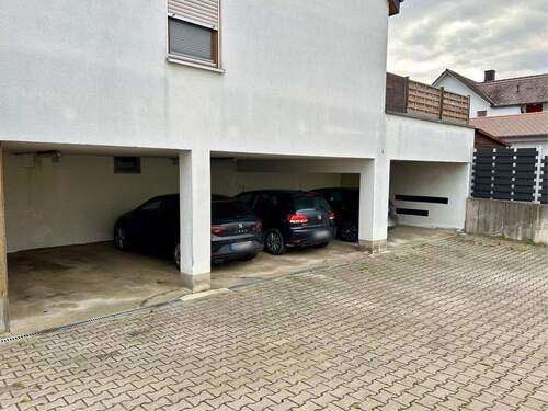 Carportstellplatz - 