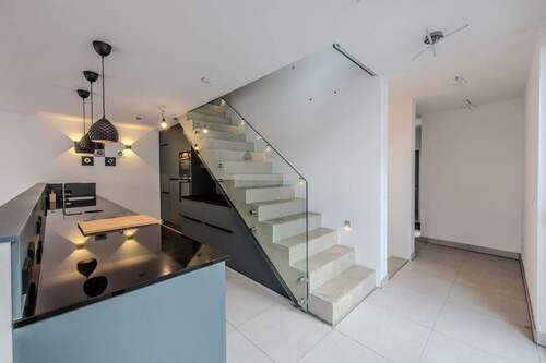 EG: Treppe zum 1.OG - 