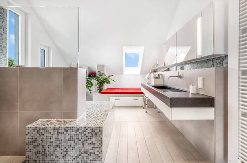 Badezimmer - Mehrfamilienhaus, Wohnhaus mit 200,00 m² in Leopoldshöhe zum Kaufen