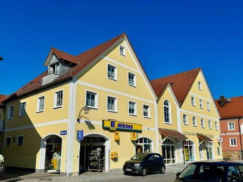 1 Ansicht Praxis 1. OG - 7 Zimmer Büro zum Kaufen in Stamsried