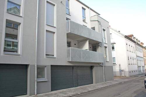 Außenansicht - KL-City-Nähe Fußgängerzone - Attraktive 2-Zimmerwohnung mit Balkon und Garage