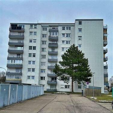 Ansicht Westen - Vermietete 3 Zimmer-Wohnung mit Balkon und Weitblick